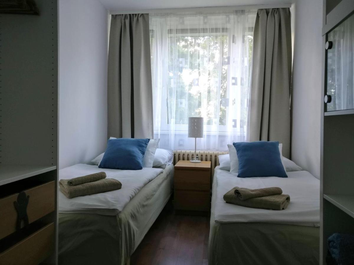 Invalidovna Apartment Прага Екстер'єр фото